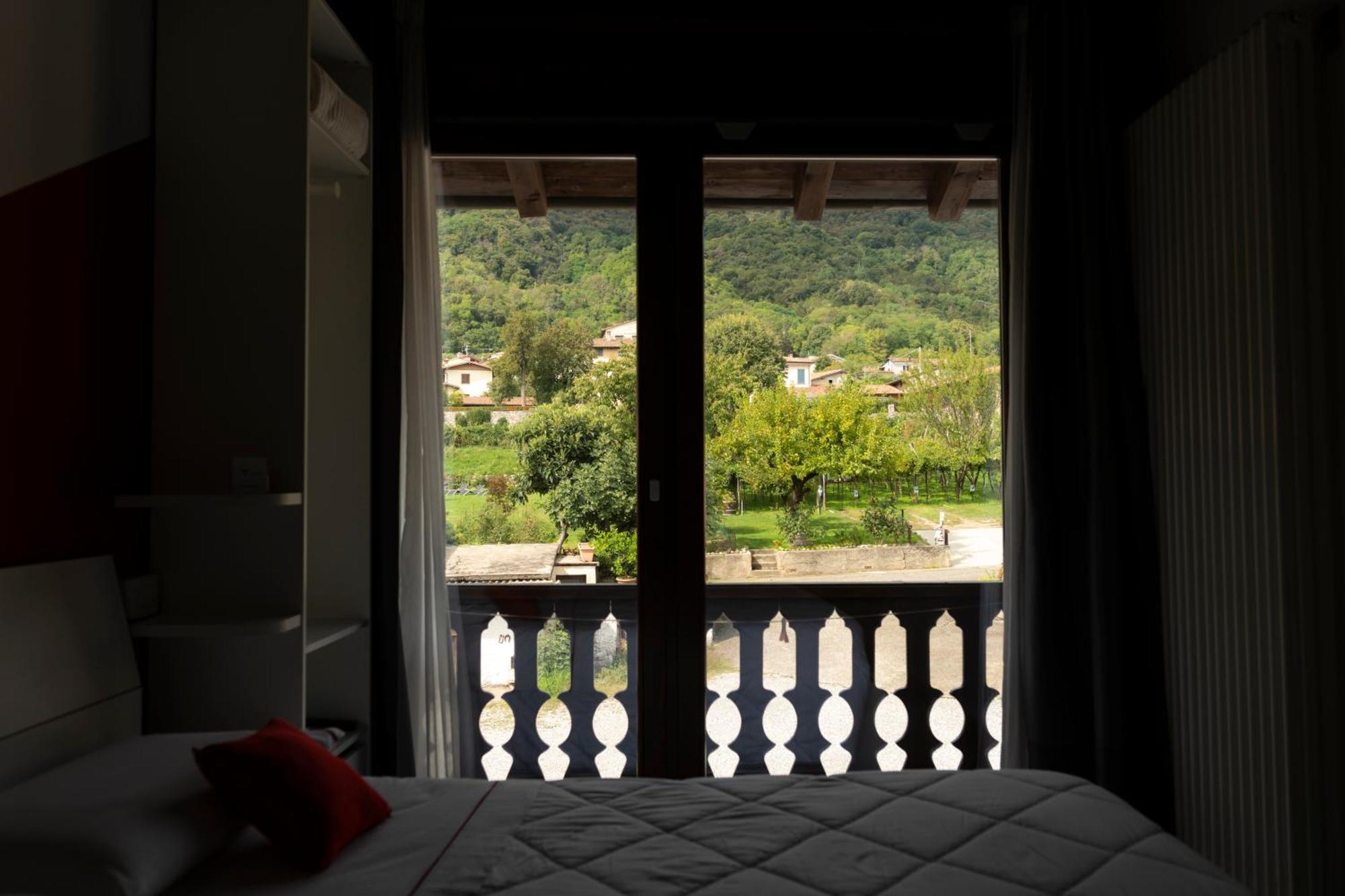 La Terrazza Sulle Vigne B&B Corte Franca Zewnętrze zdjęcie